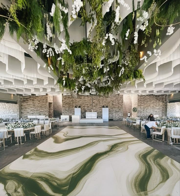 decor plus.